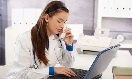 ¿Cómo decidir cuándo es necesario un Call Center Médico?
