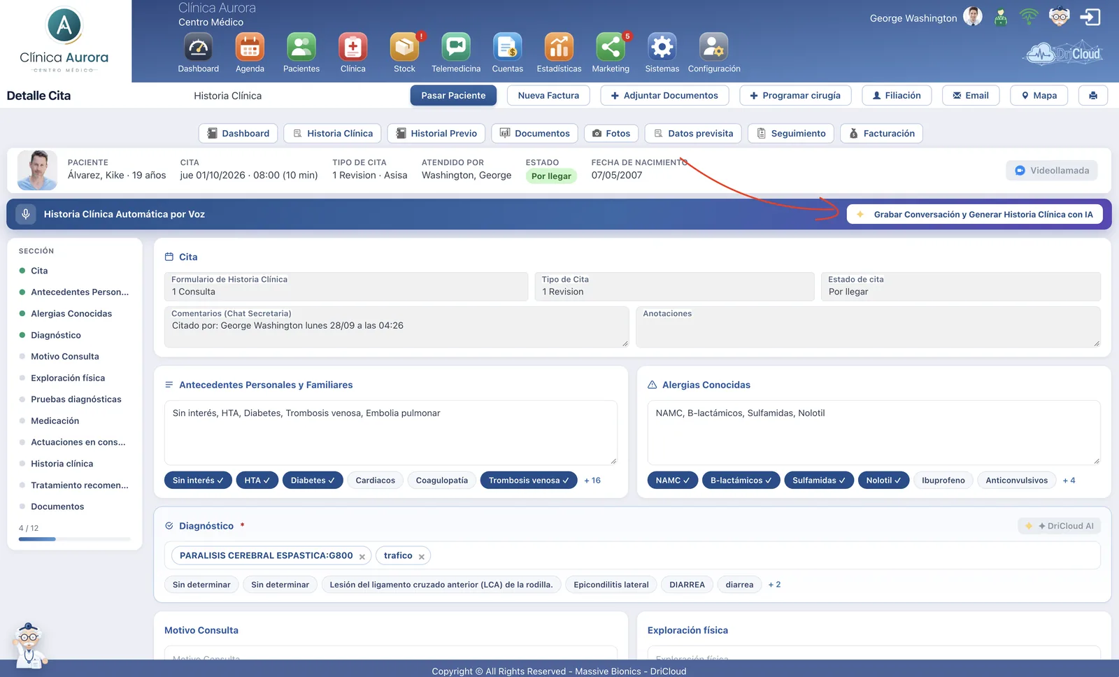 Detalle de cita en DriCloud con el boton de grabar la conversacion y generar la historia clinica con IA, junto a antecedentes, alergias y diagnosticos del paciente
